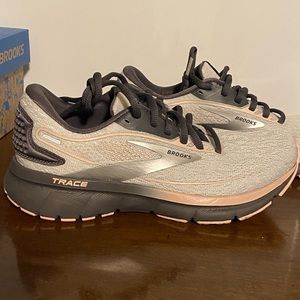Brooks “Trace” shoes